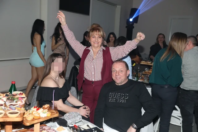 "MOJA ĆERKA JE BILA PRELJUBNICA, A I JA!" Šokantno priznanje majke naše poznate pevačice: "Nema svako petlju da to izgovori!"