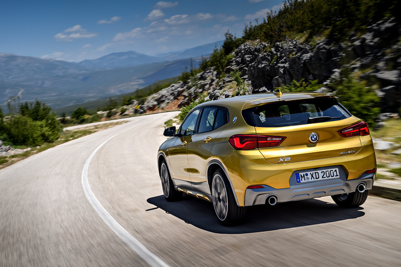 BMW X2