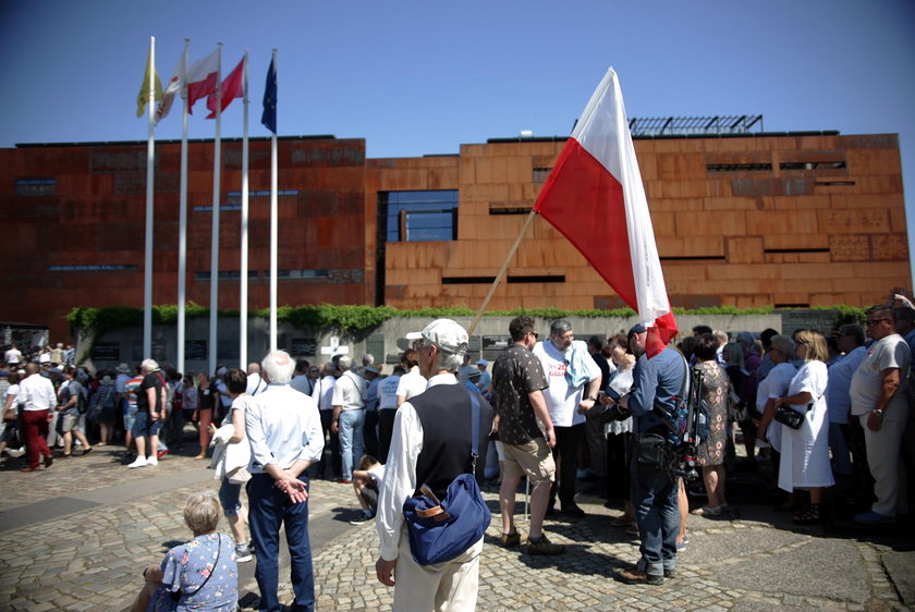 OBCHODY SWIETA WOLNOSCI I SOLIDARNOSCI