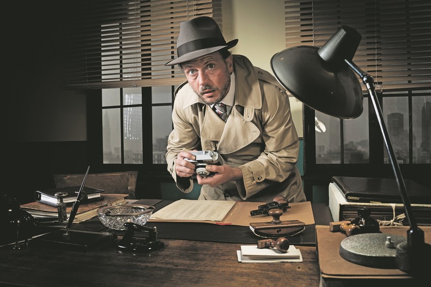 "Akademija se nalazi blizu Abu Dabija. Napravljena je po uzoru na CIA 'Farmu' u Kemp Piriju" 