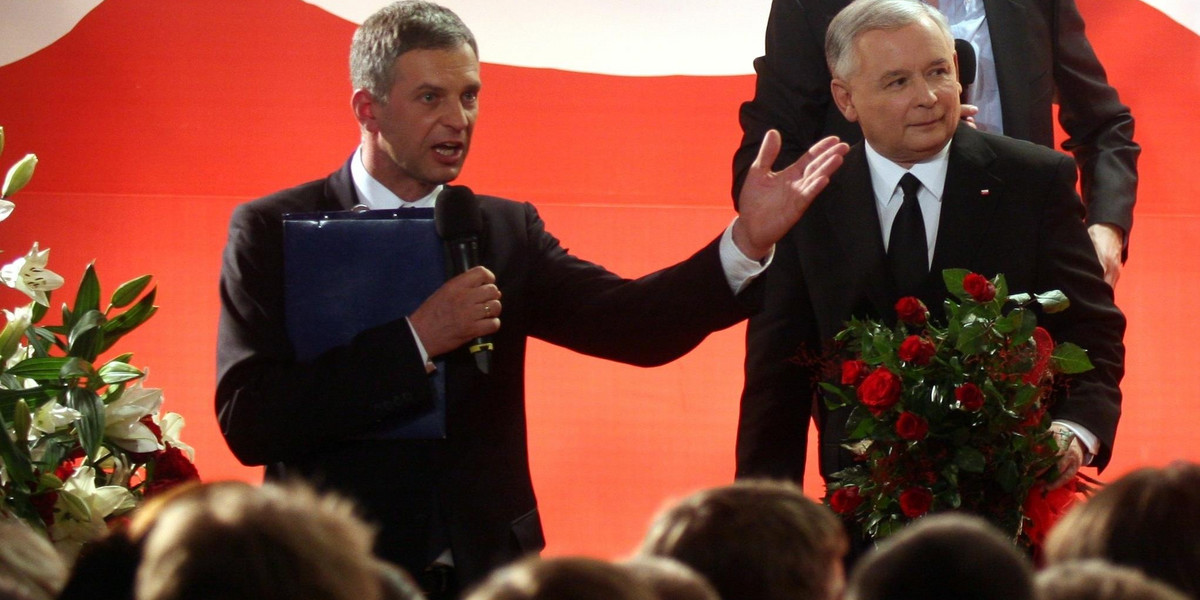 Paweł Poncyliusz i Jarosław Kaczyński w czerwcu 2010 r.