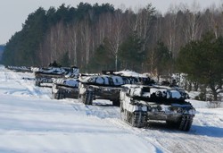 Przeholowaliśmy z wielkością armii. Nawet 5% PKB na obronę rocznie nie wystarczy