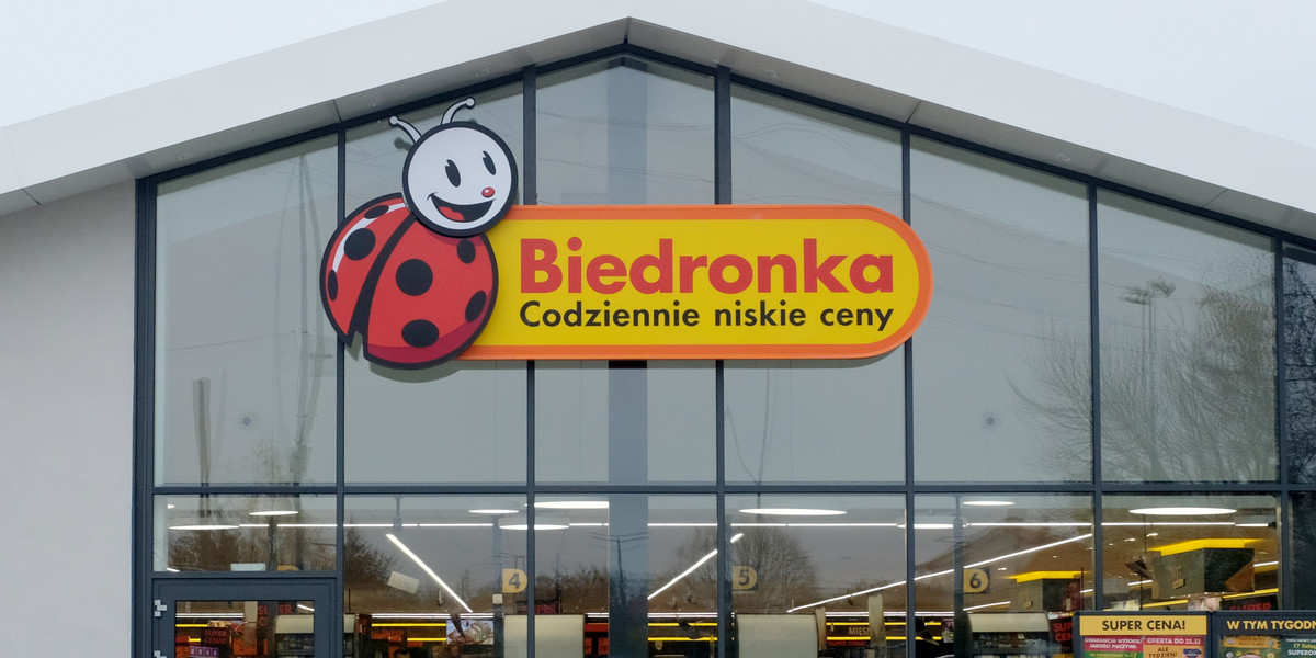 Biedronka to największa sieć dyskontów w Polsce.