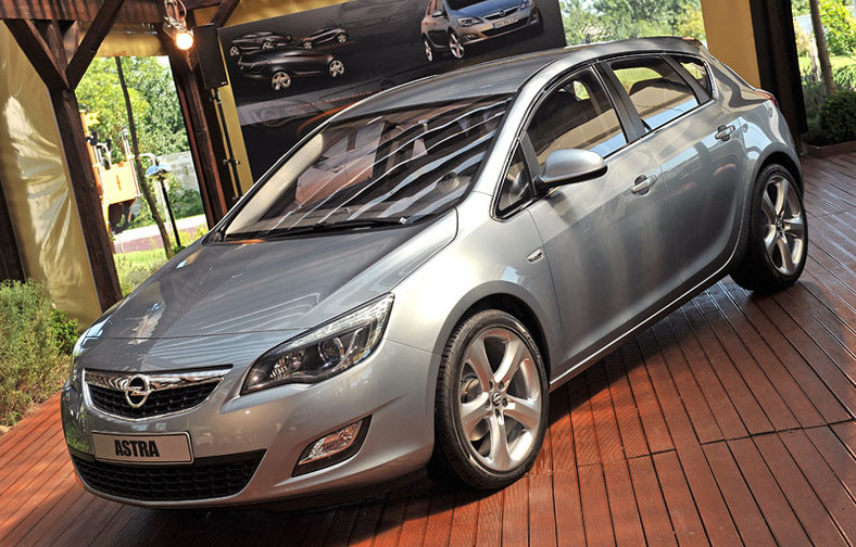 Opel: produkcja nowej Astry w Gliwicach rozpoczęta