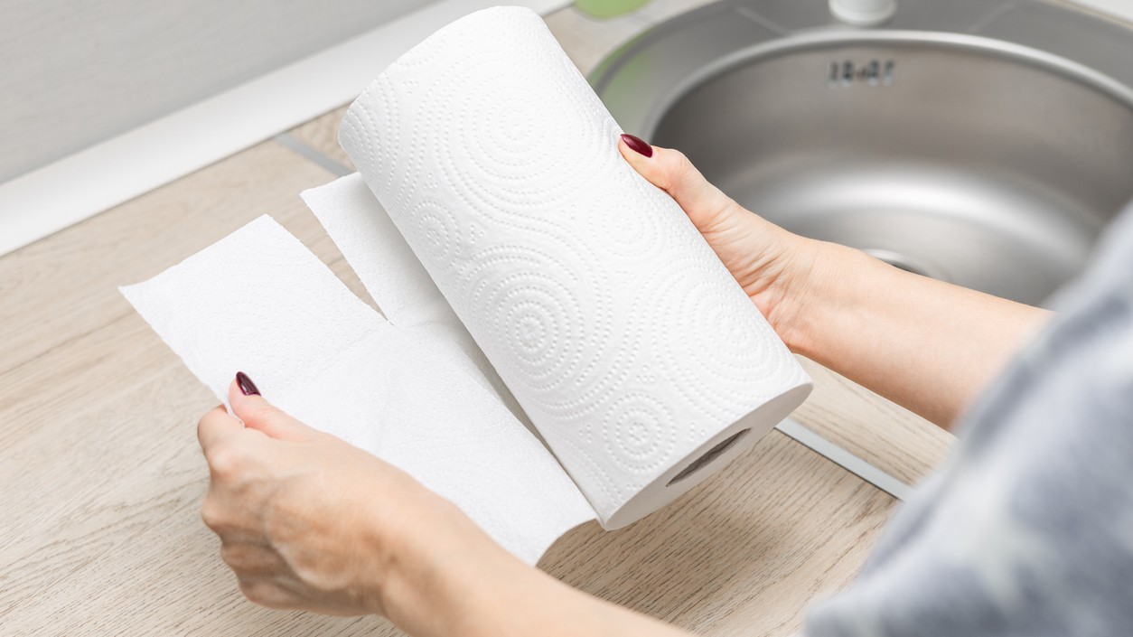 Papierová utierka pred umývaním riadu? Ľudia ľutujú, že to neskúsili skôr.