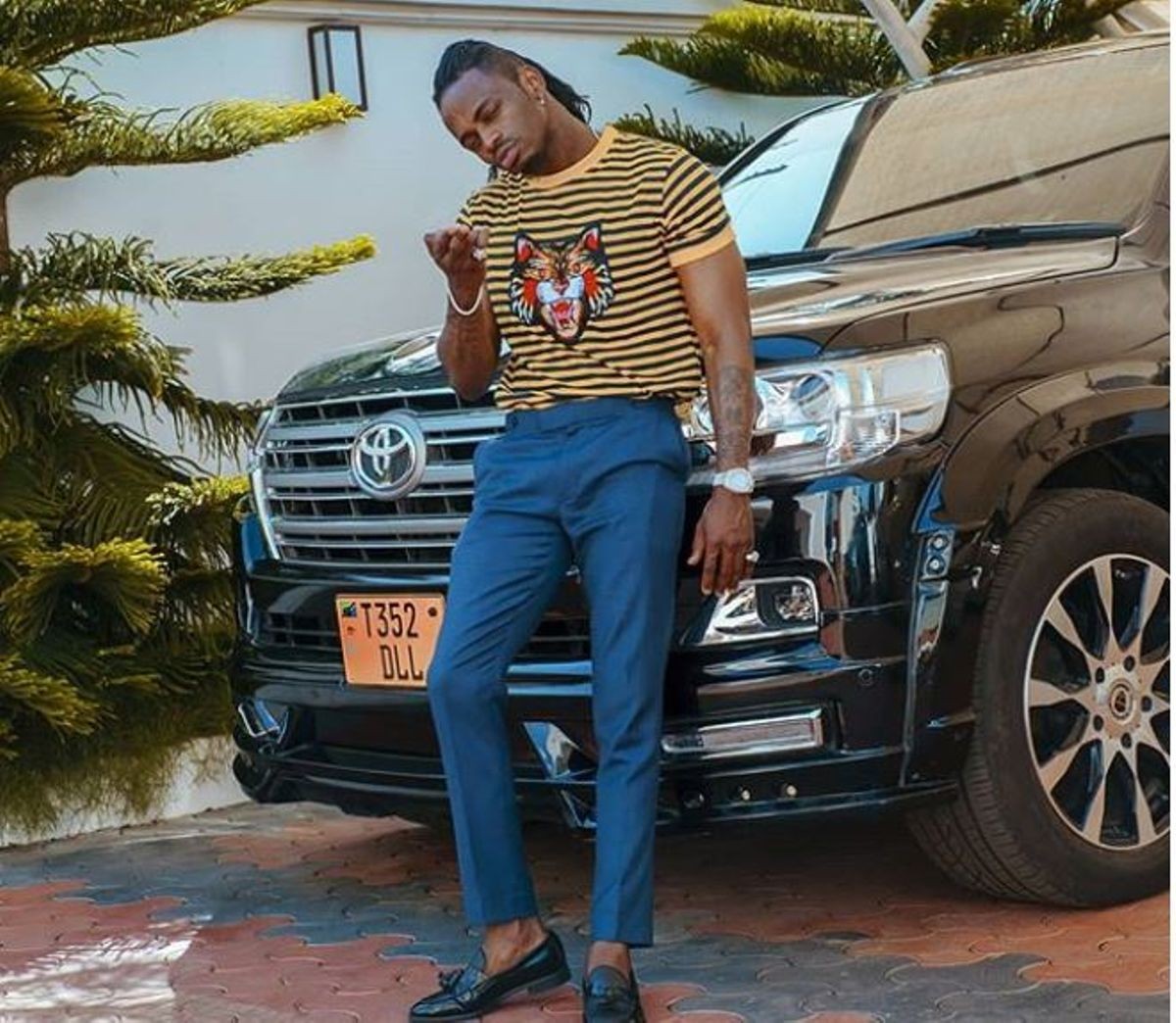 Diamond Platnumz's Toyota V8 