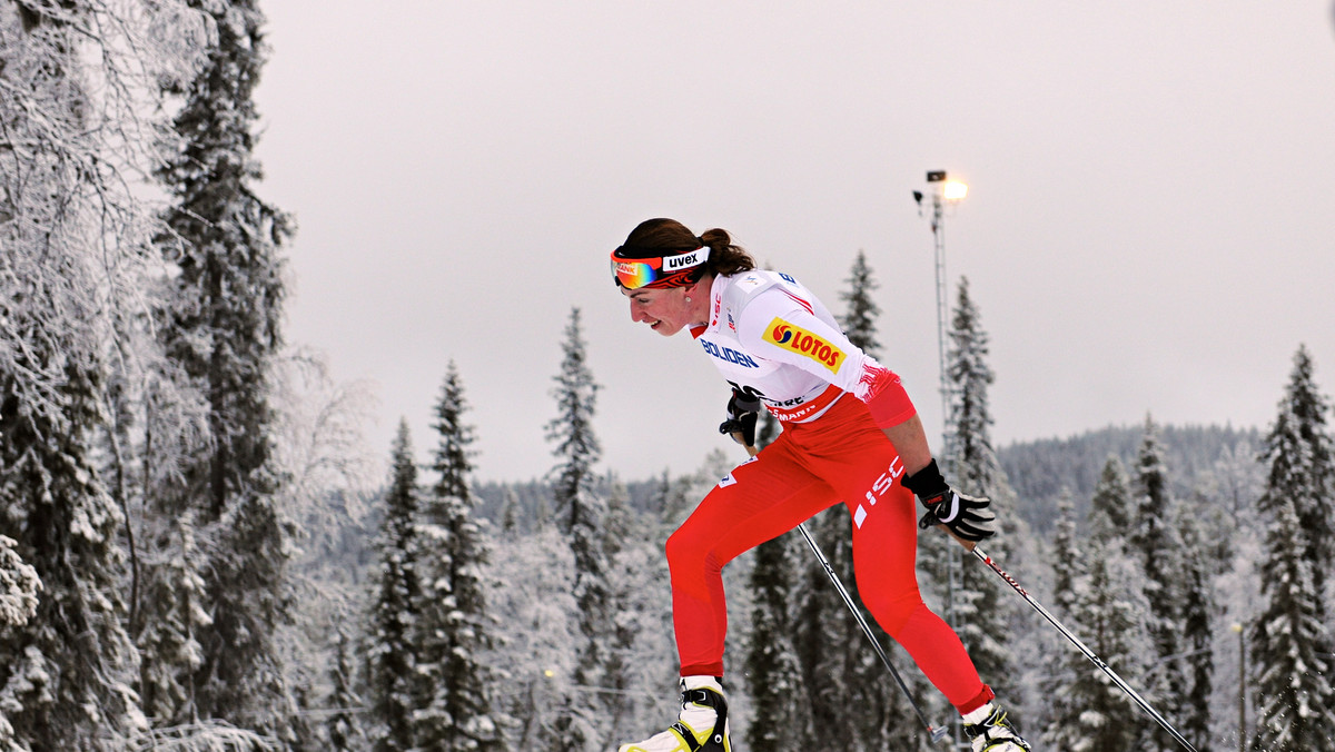 Kobieca sztafeta w biegach narciarskich (4x5 km) startuje w niedzielnych zawodach Pucharu Świata w szwedzkim Gaellivare. Zazwyczaj rywalizację rozpoczynała Justyna Kowalczyk, ale teraz trenerzy zadecydowali inaczej.
