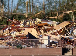 Zobacz, co tornado zrobiło z Missisipi