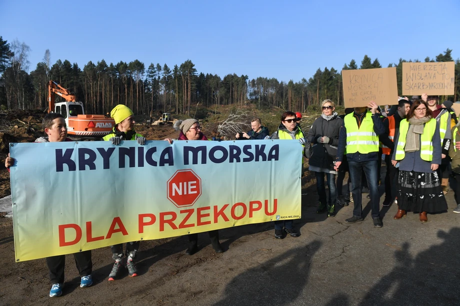 Protest przeciwko wycince drzew na Mierzei Wiślanej