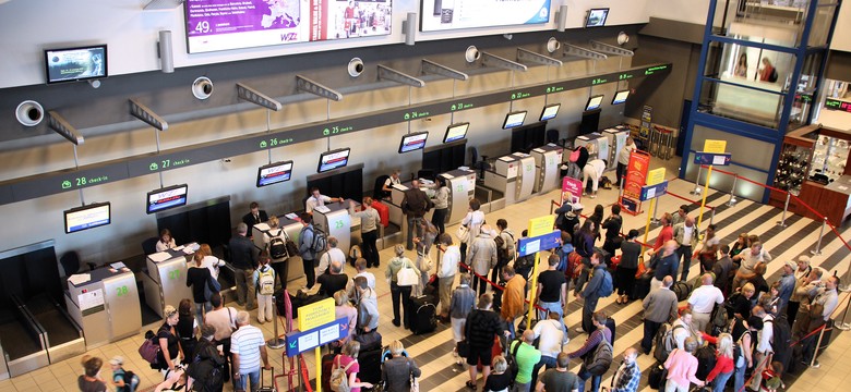 Lotnisko Katowice w sierpniu br. obsłużyło blisko 700 tys. pasażerów