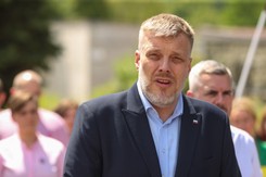 Wojna Nawrockiego z Tuskiem? Zandberg: To scenariusz, którego nie udźwigniemy