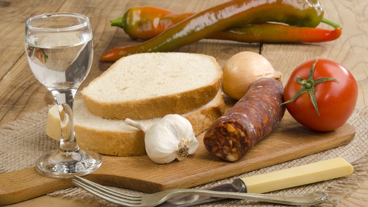 kolbász, pálinka, magyar, étkezés