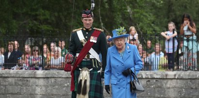 Przystojny żołnierz Karola III skradł serca Brytyjek i fanek royalsów. Wiadomo, czy jest wolny