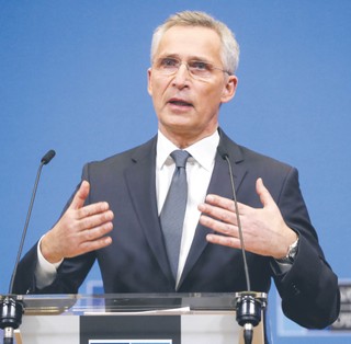 Stoltenberg: Zwiększymy siły wysokiej gotowości Sojuszu do ponad 300 tysięcy