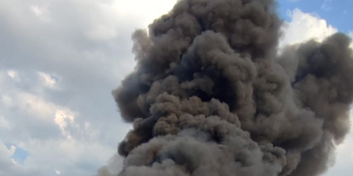 Pożar zakładu produkującego paliwa na Dolnym Śląsku.