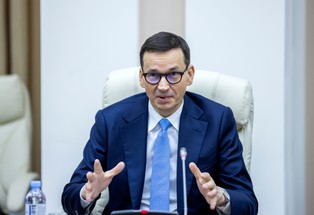 Premier: Co najmniej 25 mld zł z Programu Inwestycji Strategicznych ma trafić do polskich firm