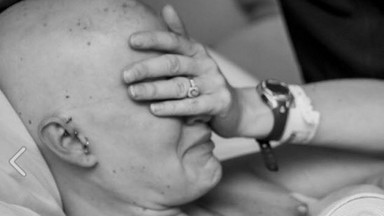 Kiedy była w ciąży, wykryto u niej raka piersi. Te zdjęcia poruszają do łez