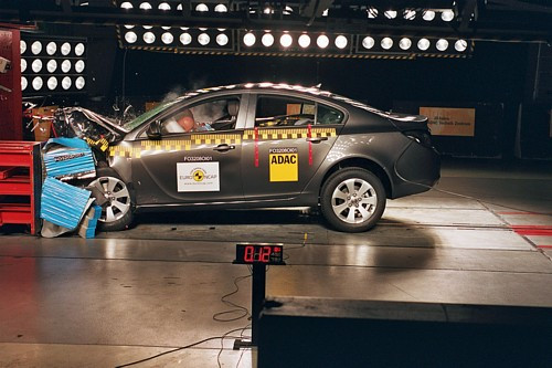 Euro NCAP rozbił 12 samochodów - najnowsze wyniki testów zderzeniowych