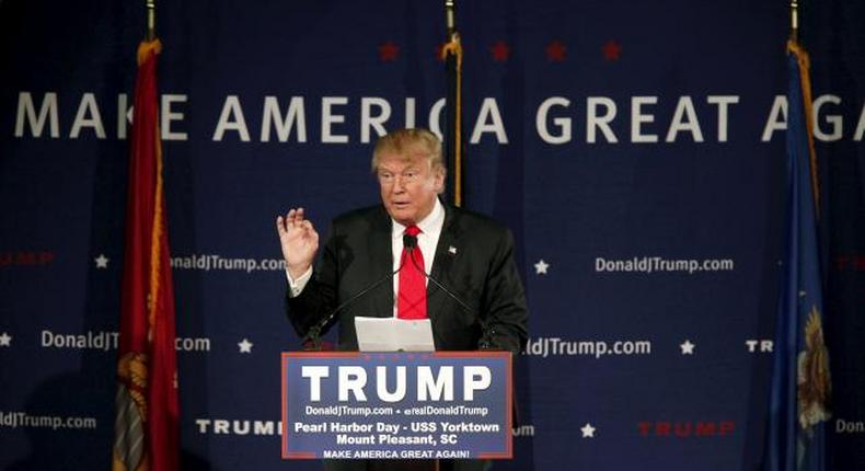 Trump defends proposed ban on Muslims into U.S., says 'no choice'
