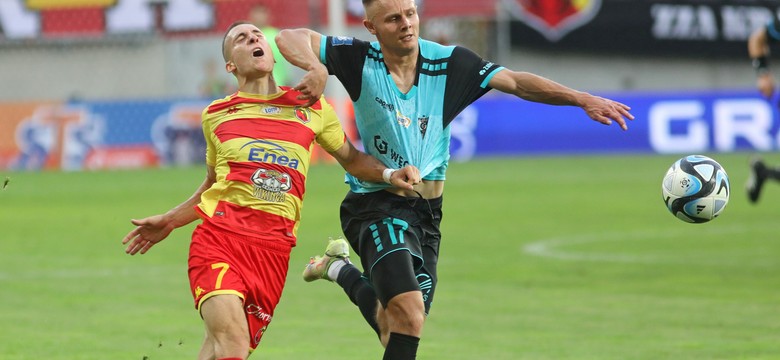 Jagiellonia idzie jak burza. Ekipa z Białegostoku liderem Ekstraklasy [WIDEO]