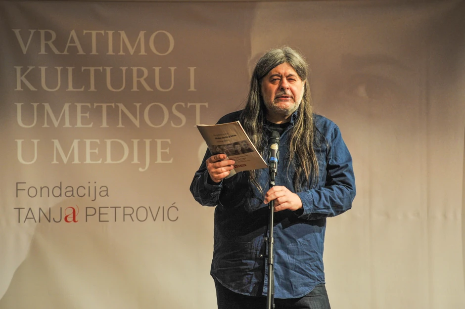 Teofil Pančić govori na dodleli nagrade koja nosi ime Tanja Petrović 