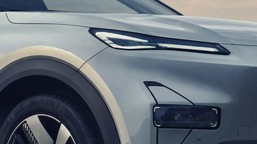 sprzedają 7945 aut dziennie. nowe marka wjeżdża do polski