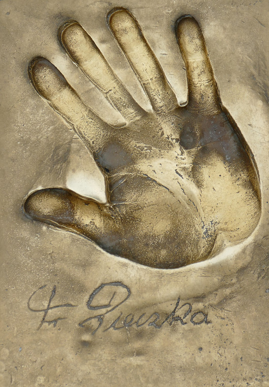 Międzyzdroje, odcisk dłoni i podpis Franciszka Pieczki