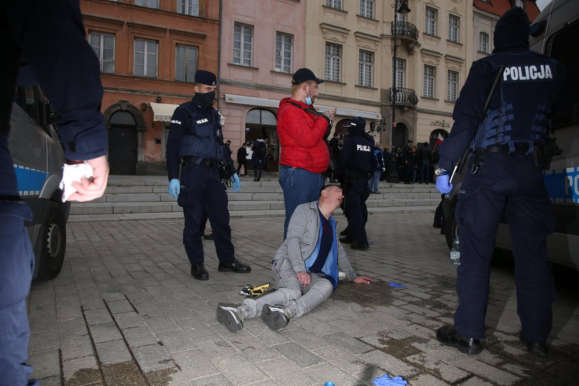 Strajk przedsiębiorców. Policja użyła gazu