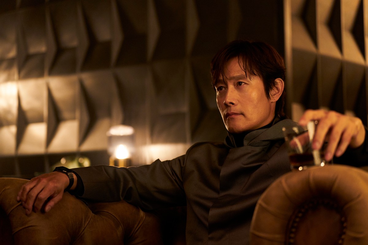 Lee Byung-hun jako Frontman w trzecim sezonie serialu "Squid Game"