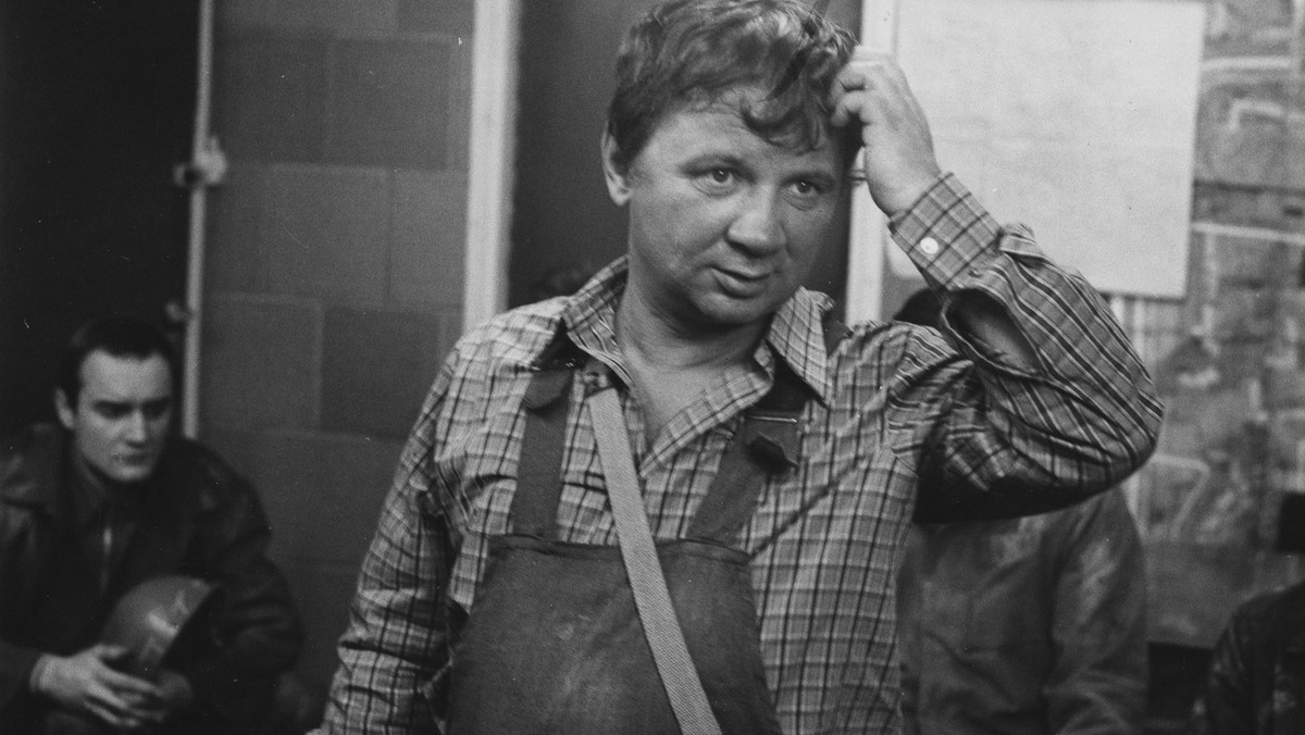 Roman Kłosowski w swojej najbardziej znanej roli, Maliniaka w "Czterdziestolatku", 1976 r.