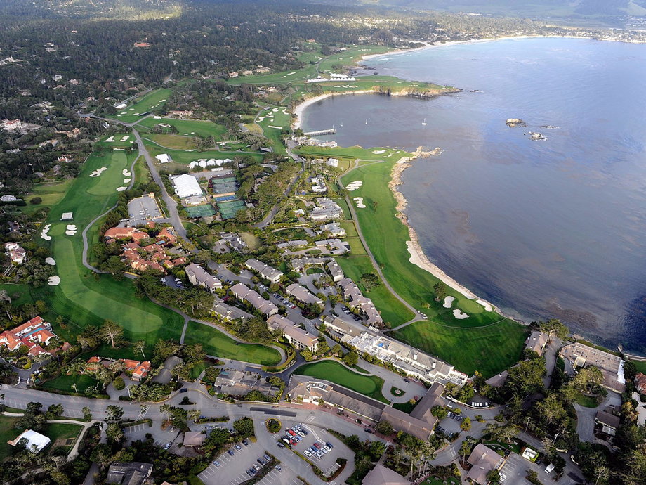 Providing players with ocean views, wide-open vistas, cliffside fairways, and sloping greens, California’s Pebble Beach Golf Links is often ranked as America’s best public course. Jack Nicklaus once said that if he had to choose only one more round to play, it would be here.