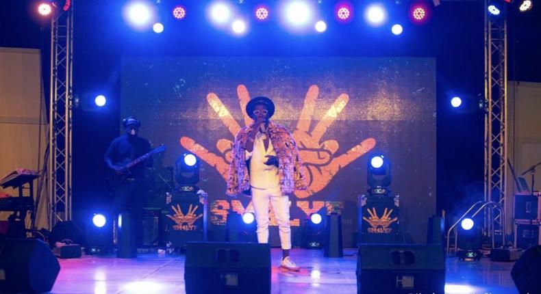 Shatta Wale stages Faith Concert from his house