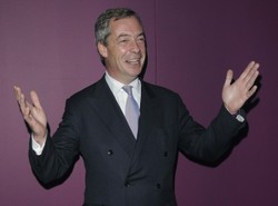 Rozłam w jednoosobowej frakcji? Poseł UKIP nie chce się podporządkować Farage'owi