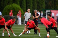 'Malcziki w różowych koszulkach są fajni'. Piłkarze Nawałki odbyli pierwszy trening na rosyjskiej ziemi