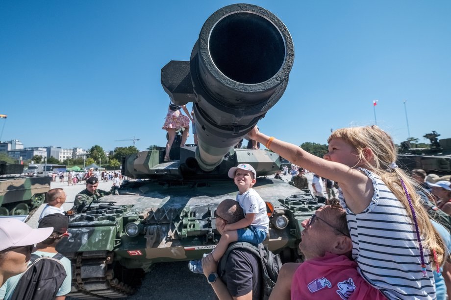 Czołg K2 Panther na pikniku z okazji Święta Wojska Polskiego