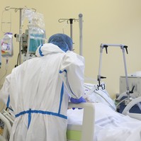 30 éves fiatalok is kórházba kerülnek - a Honvédkórház főigazgatójának tapasztalatai