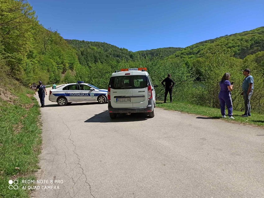 Mesto gde su mladići sleteli u jezero