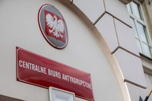 Co dalej z CBA? Senat debatował nad ustawą likwidującą Centralne Biuro Antykorupcyjne