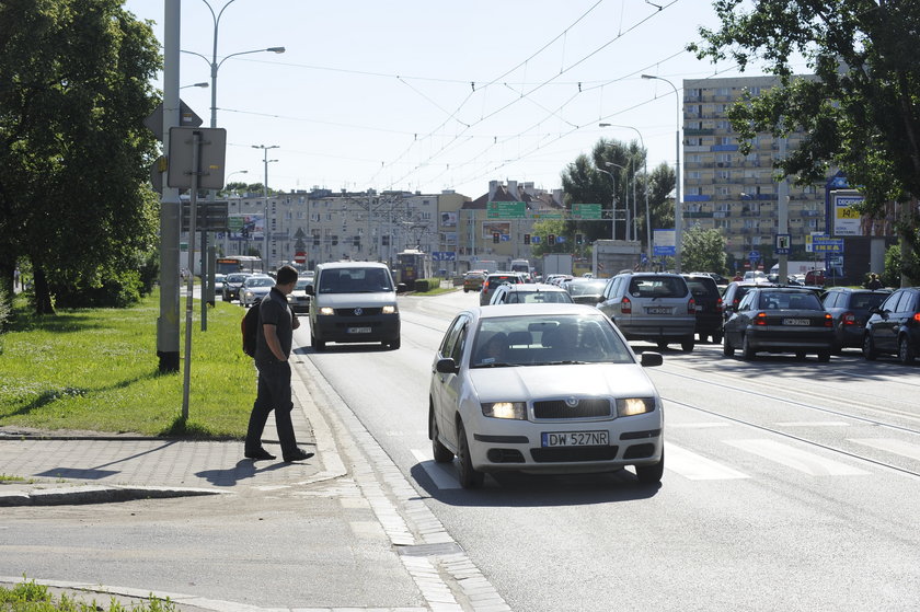 Skrzyżowanie Grabiszynskiej z Budowlaną