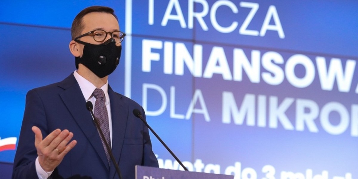 Premier Mateusz Morawiecki stał się twarzą mocno kojarzoną z ograniczeniami