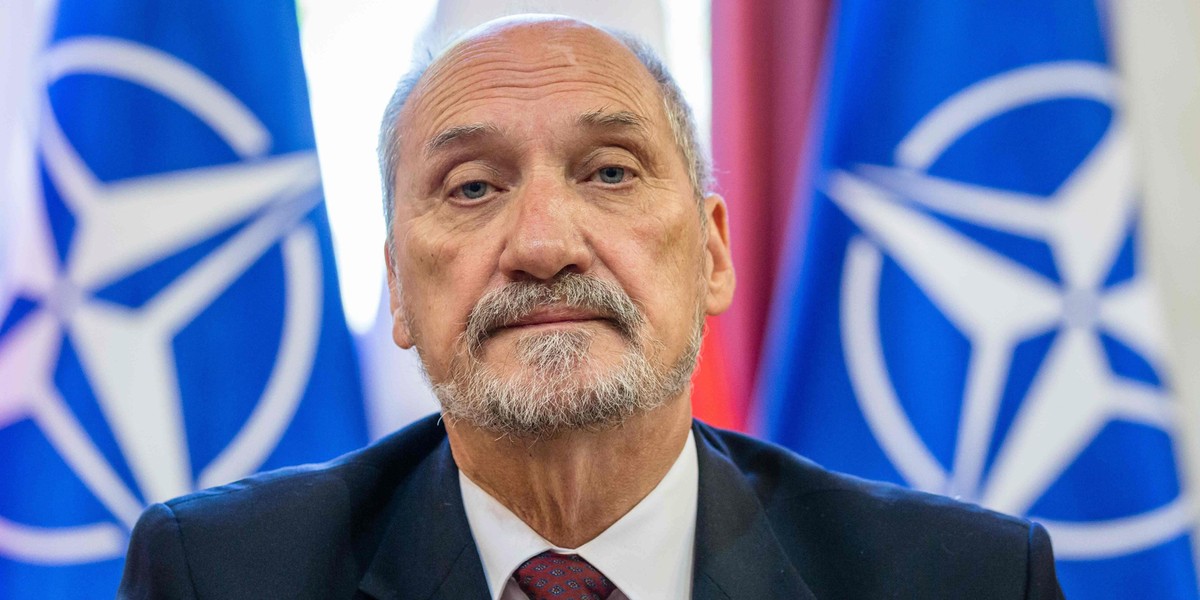 Macierewicz kupuje amerykańskie traktory