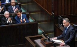 Ile mają zarabiać politycy? Suweren odpowiada [SONDAŻ DGP I RMF FM]