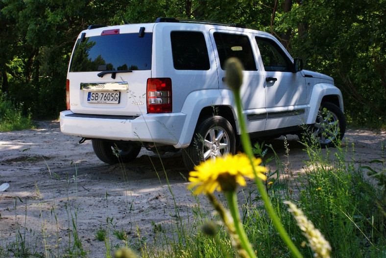 Jeep Cherokee: luksus w błocie
