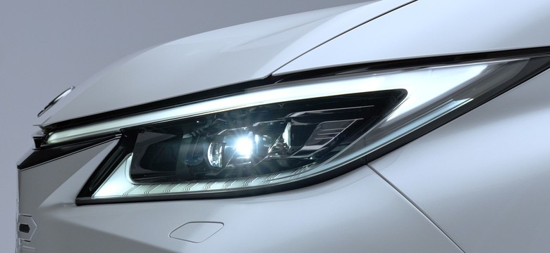 Nowy Lexus trzęsie rynkiem. 7-osobowa wersja znika na pniu