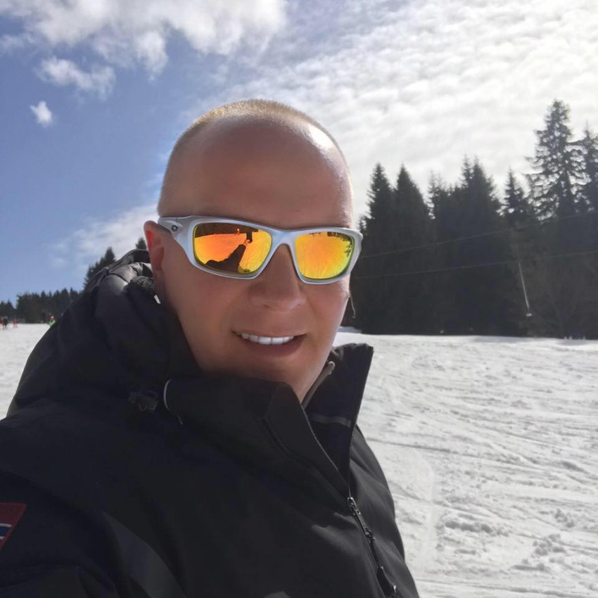 Kolekcija Jandrićevih sunčanih naočara - model br. 12