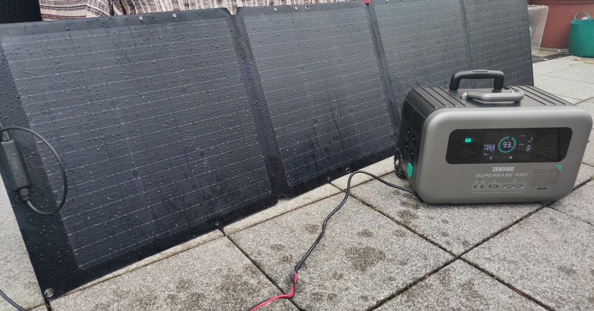 Powerstation mit 2 kWh, 3000 Watt und USV Zendure Superbase Pro im