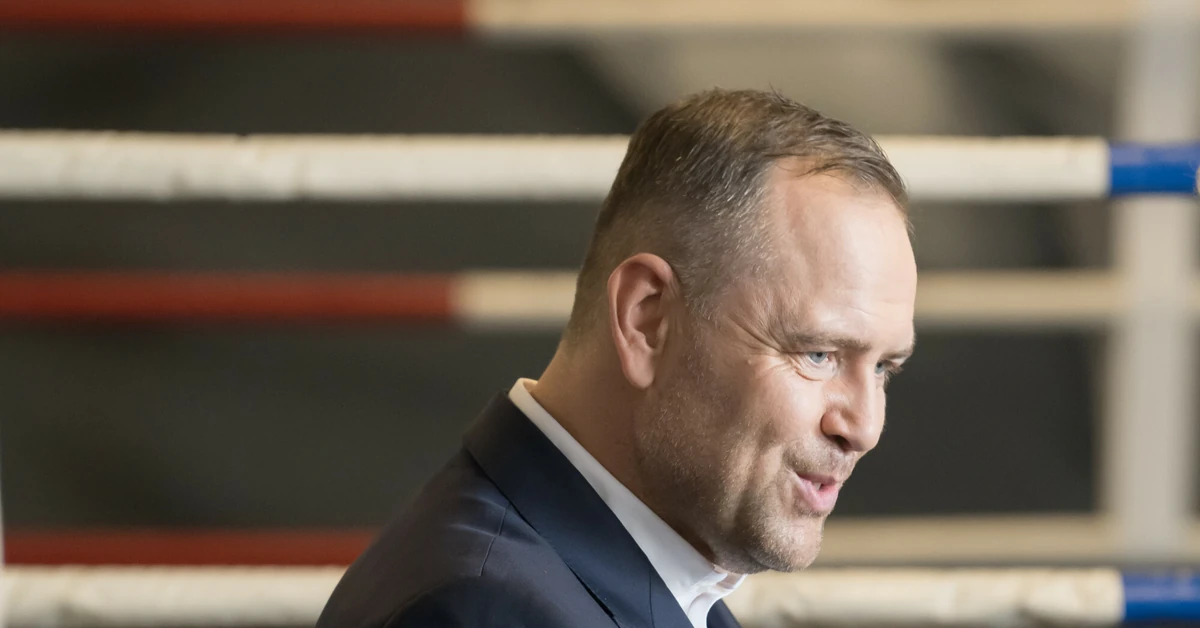 Węgierska prasa: Prezydentura Nawrockiego jeszcze bardziej podzieli Polaków