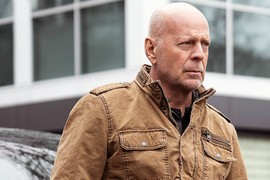 BRUS VILIS SVE GORE, STANJE SE NAGLO POGORŠALO: Više ne može da govori i da hoda, lekari nisu optimisti