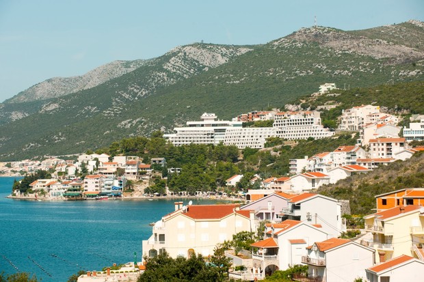 Neum