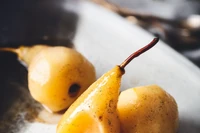 Gruszka gotowana w białym winie